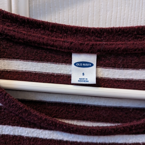 Old Navy Red Striped Sweater NWOT - Picture 2 of 2